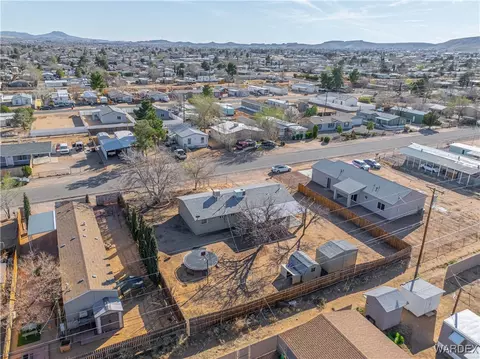 View/Area - 2475 E Hearne Ave, Kingman, AZ 86409 photo 7 of 8