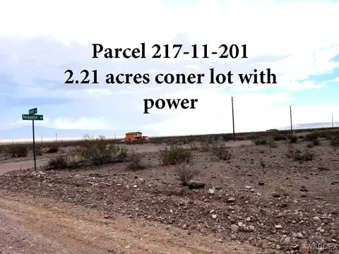 217-11 W 201 W Zentiff Dr, Golden Valley, AZ 86413