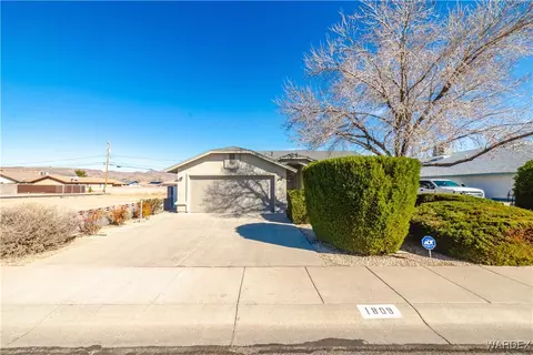1809 Hope Ave, Kingman, AZ 86401