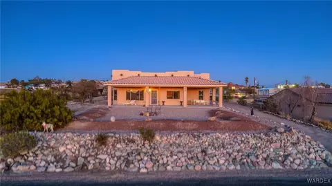13170 Cactus Dr, Topock, AZ 86436