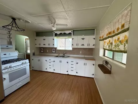 835 E Beverly Ave, Kingman, AZ 86409 photo 12