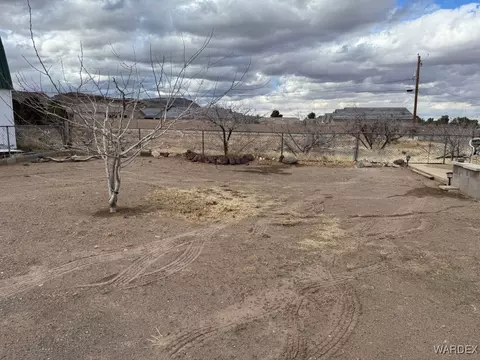 835 E Beverly Ave, Kingman, AZ 86409 photo 25