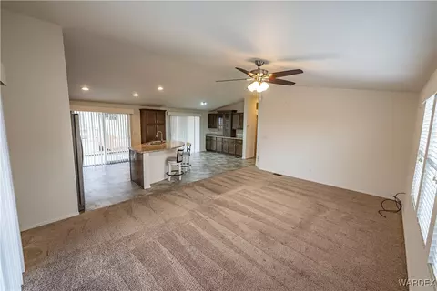 1240 E Citrus Dr, Kingman, AZ 86409 photo 6