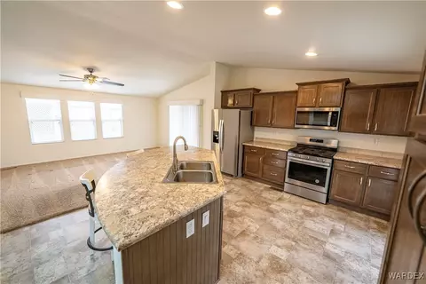 1240 E Citrus Dr, Kingman, AZ 86409 photo 13