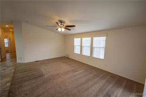 1240 E Citrus Dr, Kingman, AZ 86409 photo 5