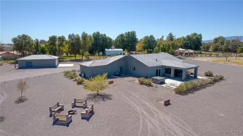 1900 E Willow Dr, Mohave Valley, AZ 86440