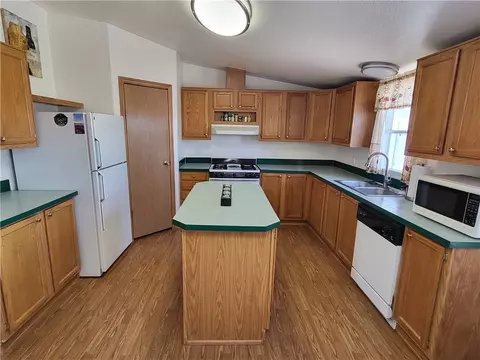 755 E Dellenbaugh Dr, Meadview, AZ 86444 photo 11