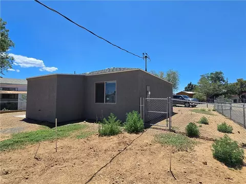 Exterior - 3295 E Devlin Ave, Kingman, AZ 86409 photo 5 of 8