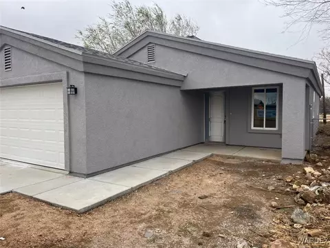 Exterior - 3182 E Mcvicar Ave, Kingman, AZ 86409 photo 1 of 3
