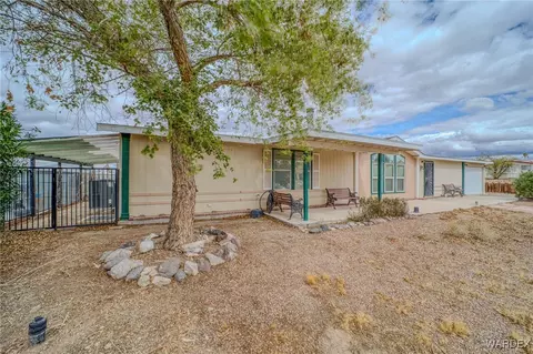 2440 E Arapaho Rd, Fort Mohave, AZ 86426