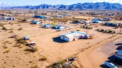 201 S Hope Rd, Golden Valley, AZ 86413