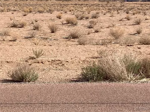 000 Taos Rd, Kingman, AZ 86401