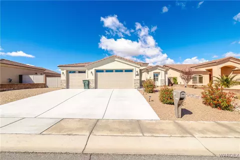 2273 Ginger St, Kingman, AZ 86401