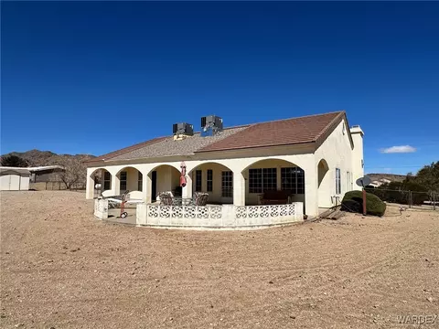 Exterior - 2176 E Cactus Wren Rd, Kingman, AZ 86409 photo 6 of 7