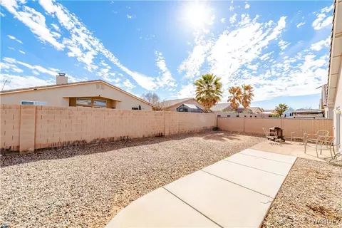 Exterior - 3868 E Suffock Ave, Kingman, AZ 86409 photo 6 of 17