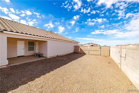 Exterior - 3868 E Suffock Ave, Kingman, AZ 86409 photo 13 of 17