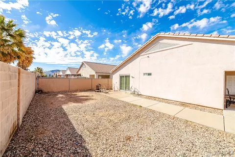Exterior - 3868 E Suffock Ave, Kingman, AZ 86409 photo 9 of 17