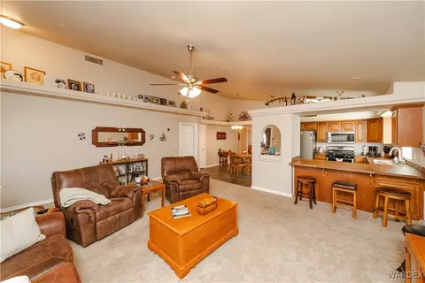 Living - 3868 E Suffock Ave, Kingman, AZ 86409 photo 1 of 1