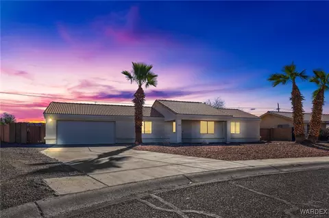 5056 S Amber Sands Dr, Fort Mohave, AZ 86426