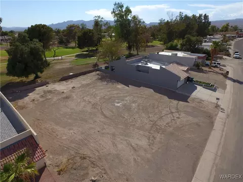 2639 Country Club Dr, Bullhead City, AZ 86442