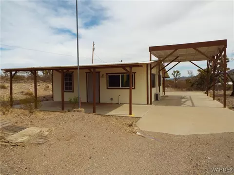 17516 N Ladera Dr, Dolan Springs, AZ 86441