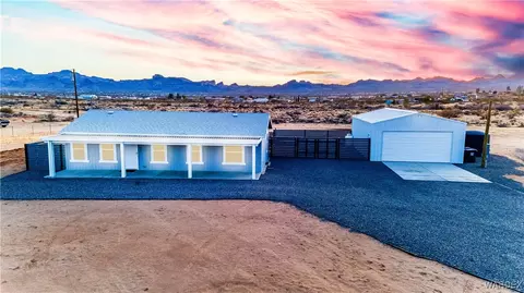 561 S La Osa Rd, Golden Valley, AZ 86413