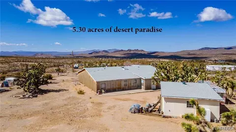 17080 N Merry Dr, Dolan Springs, AZ 86441