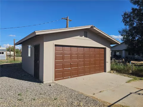 Other - 2800 E Thompson Ave, Kingman, AZ 86409 photo 2 of 6