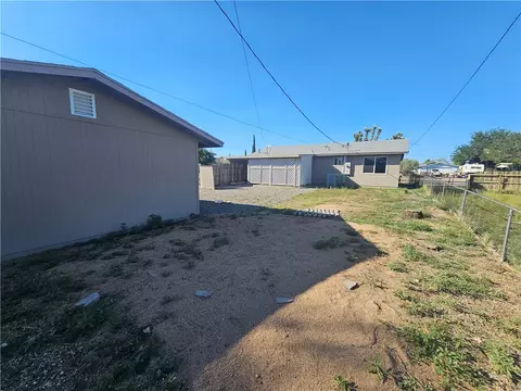 Exterior - 2800 E Thompson Ave, Kingman, AZ 86409 photo 7 of 7