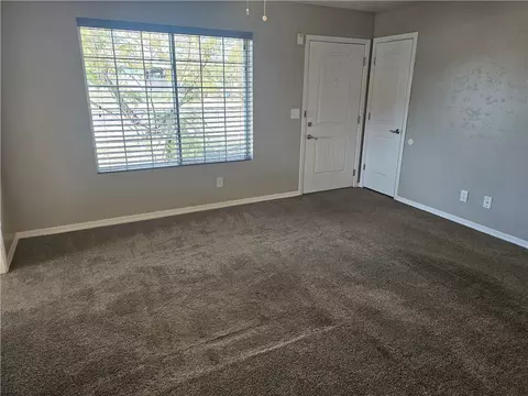 Living - 2800 E Thompson Ave, Kingman, AZ 86409 photo 4 of 4