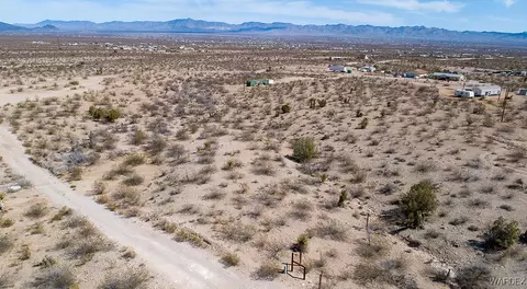 1534 S Greer Rd, Golden Valley, AZ 86413