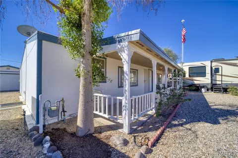 4982 Mission Dr, Topock, AZ 86436