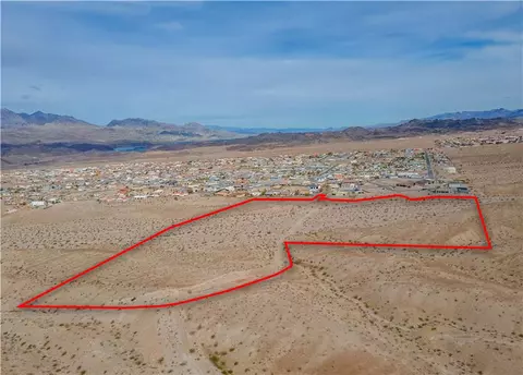000 N Tamerack St, Bullhead City, AZ 86429