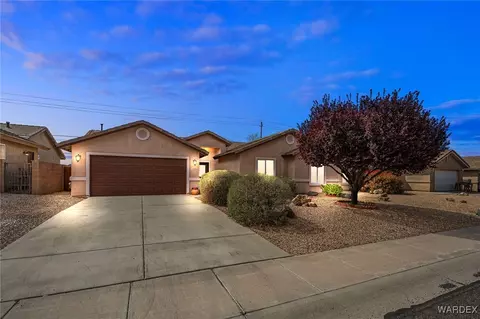 3760 Heather Ave, Kingman, AZ 86401