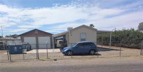 722 Primrose Ln, Bullhead City, AZ 86442