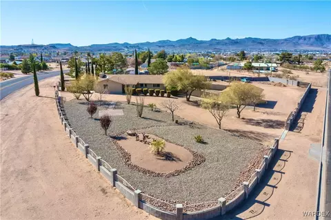 3165 Louise Ave, Kingman, AZ 86401
