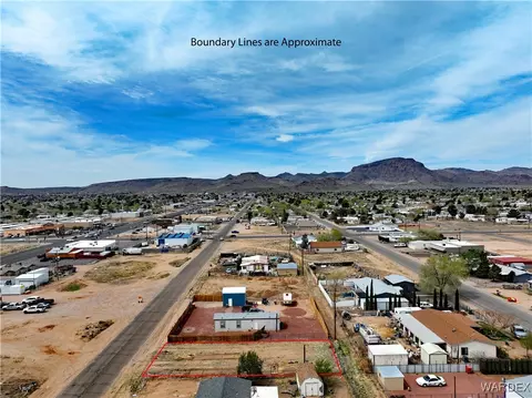 3075 E Butler Ave, Kingman, AZ 86409 photo 2