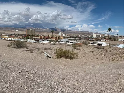 2480 Decker Dr, Bullhead City, AZ 86429