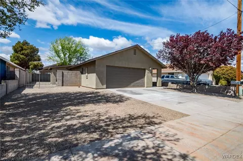 3665 N Kenneth Rd, Kingman, AZ 86409