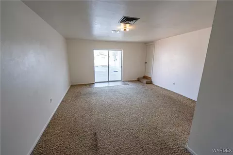 Living - 415 Jackson St, Kingman, AZ 86401 photo 8 of 8