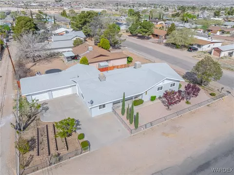 View/Area - 415 Jackson St, Kingman, AZ 86401 photo 2 of 6