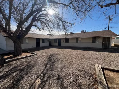 1040 Kathleen Ave, Kingman, AZ 86401