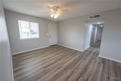 Living - 2615 E Devlin Ave, Kingman, AZ 86409 photo 3 of 3