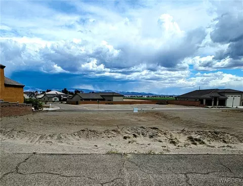 7975 S Fox St, Mohave Valley, AZ 86440