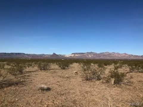 lot1856 W Toluca Dr, Golden Valley, AZ 86413
