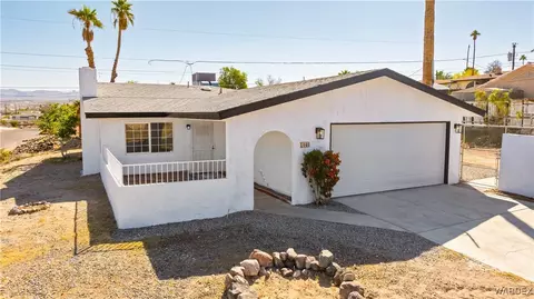 1446 Arena Dr, Bullhead City, AZ 86442