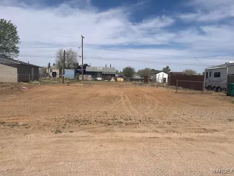 2665 E Leroy Ave, Kingman, AZ 86409