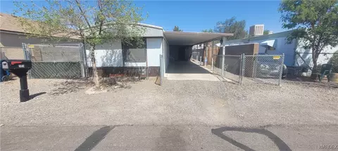 583 Harbor Dr, Bullhead City, AZ 86442