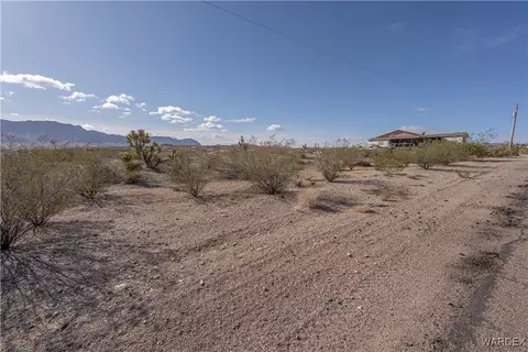 30430 N Haystack Dr, Meadview, AZ 86444 photo 5