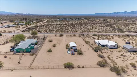 4901 W Chino Dr, Golden Valley, AZ 86413